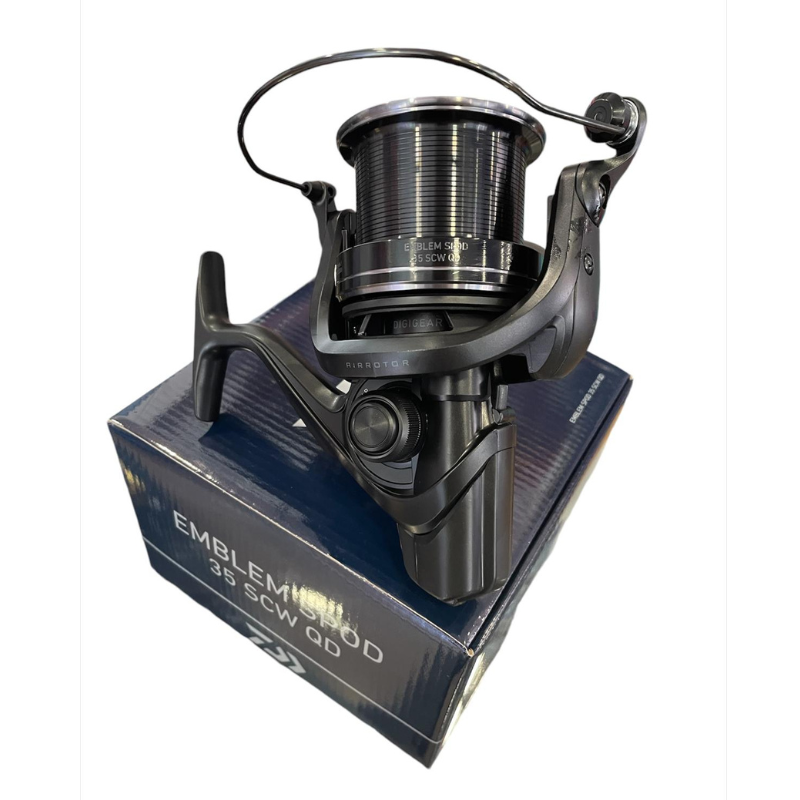Carrete Daiwa Emblem Spod 35 SCW QD
