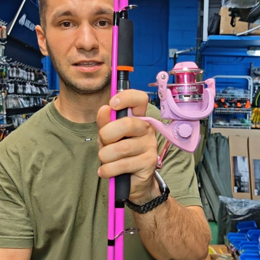 Combo Caña Rosa 1,80m 15-65g y Carrete Rosa 2000